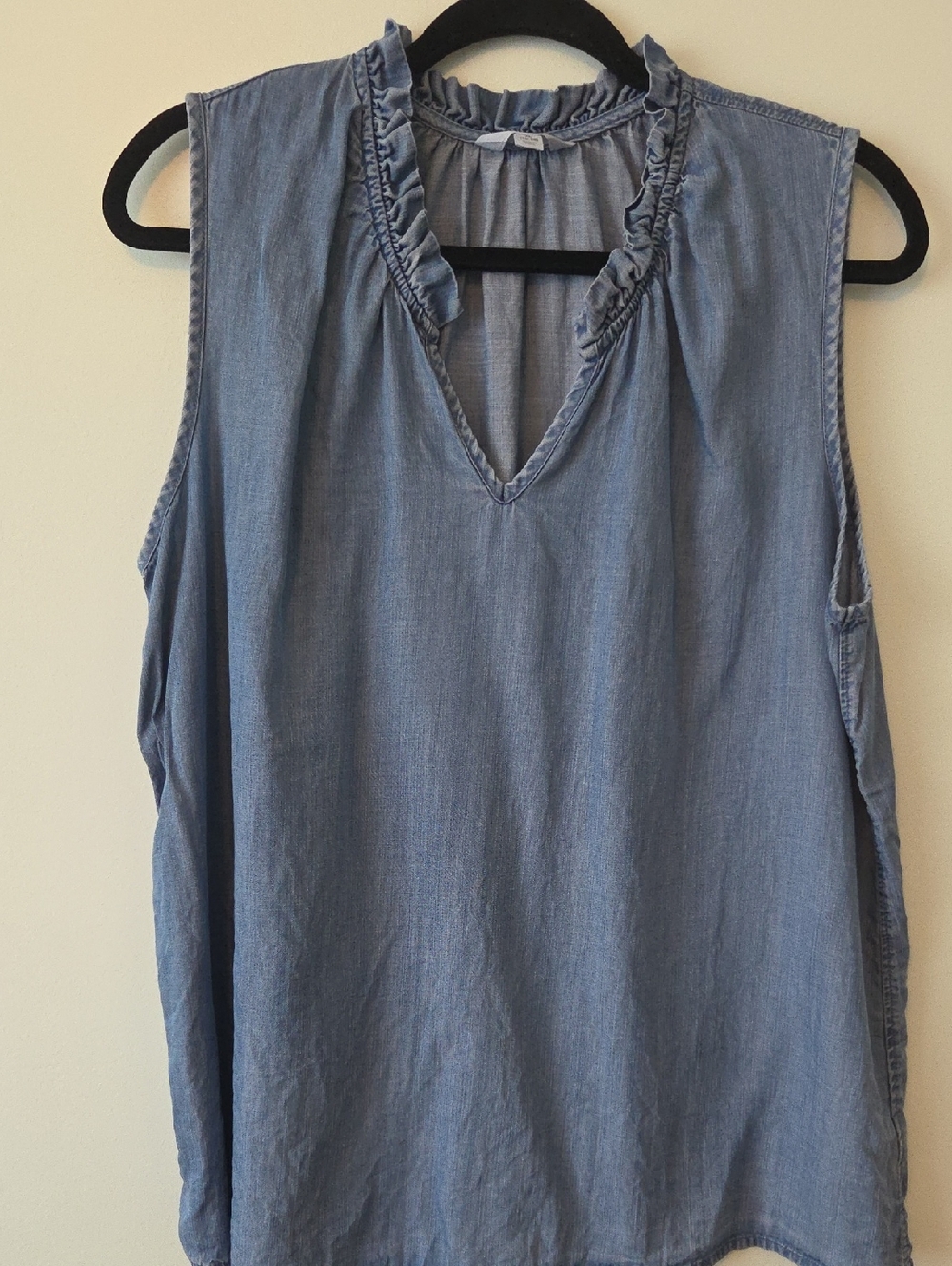 Chambray Ruffled Sleeveless Top